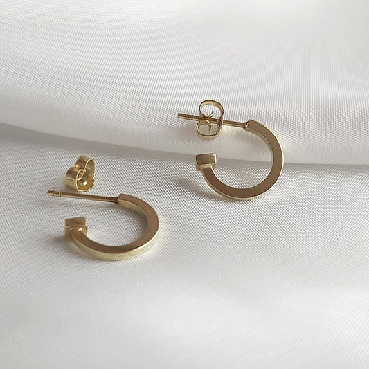 14K gouden oorbellen. Handgemaakt door MoM with Jewels
