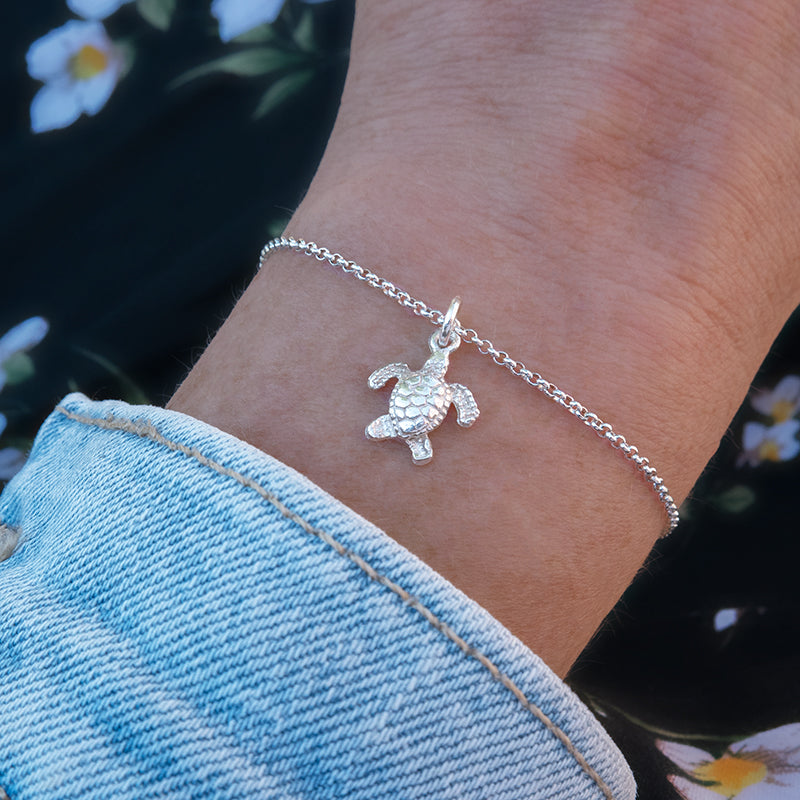 Zilveren armband met Schildpad bedel.