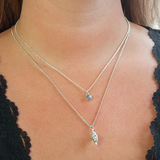 Zilveren ketting met maansteen hanger