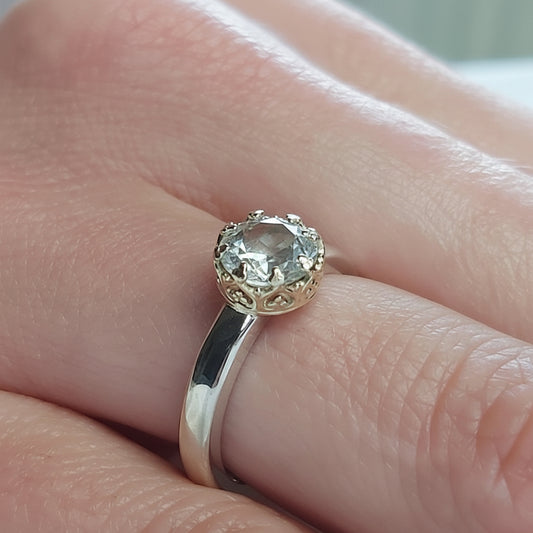 Zilveren en gouden ring met briljant | handgemaakte verlovingsring of kerstcadeau voor vrouw | MoM with Jewels