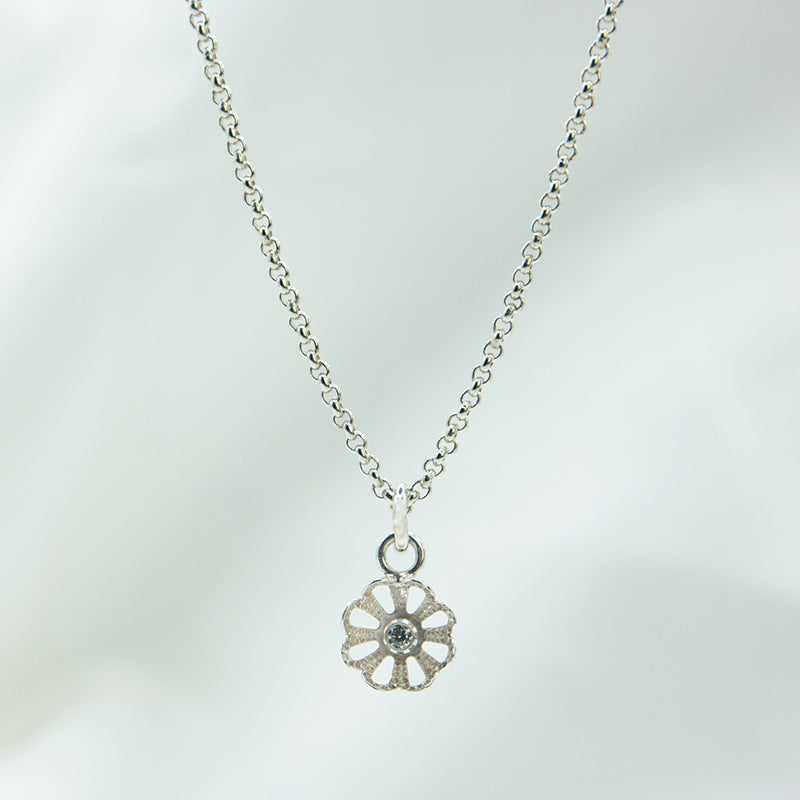 Zilveren bedel | Bloem & Zirkonia