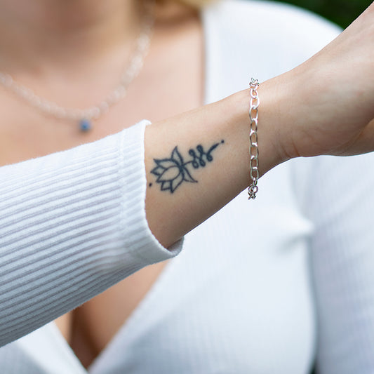 925 Zilveren schakel armband. Stoere en minimalistische armband met grove schakel. Handgemaakt door MoM with Jewels