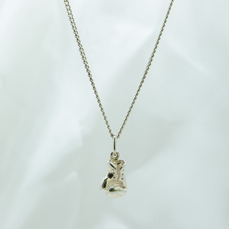 Zilveren jongens ketting | Boks handschoen